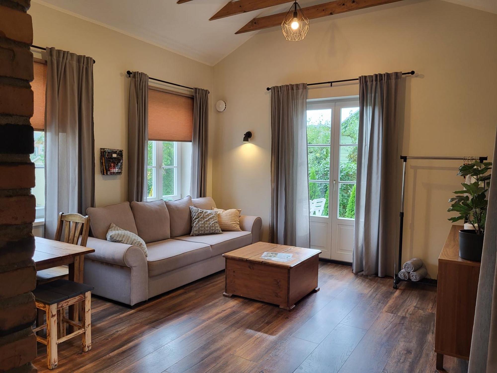 Kuressaare Family And Garden Apartments Rom bilde